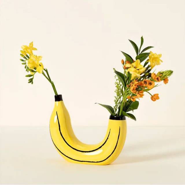Vase Contemporary Banana Home Decor Made Of Synthetic Resin For Modern Minimalist Living Spaces