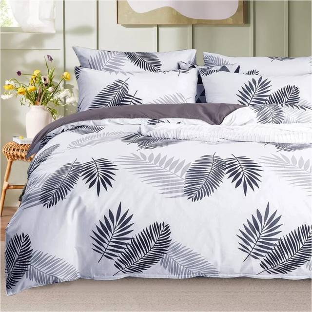 (Single Reversible Duvet Cover: 137X 200 ) Reversible Duvet Cover Printed White Bedding Sets