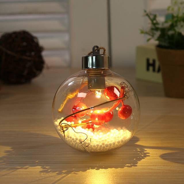 4pcs?Christmas Baubles Balls with LED Light Hanging Pendant Christmas Tree Ornaments Home Hanging Ornament