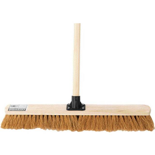 Cotswold - 24' Soft Coco Broom comes with 6 0' Wooden Handle