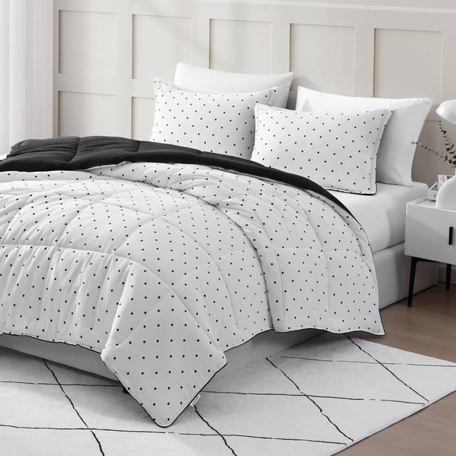 Casa Platino Pre-Washed Bedding King Size Comforter Set - Hydro-Brushed Microfiber King Size Bed Set - Fade Resistant King Size Bed Comforter Set - In