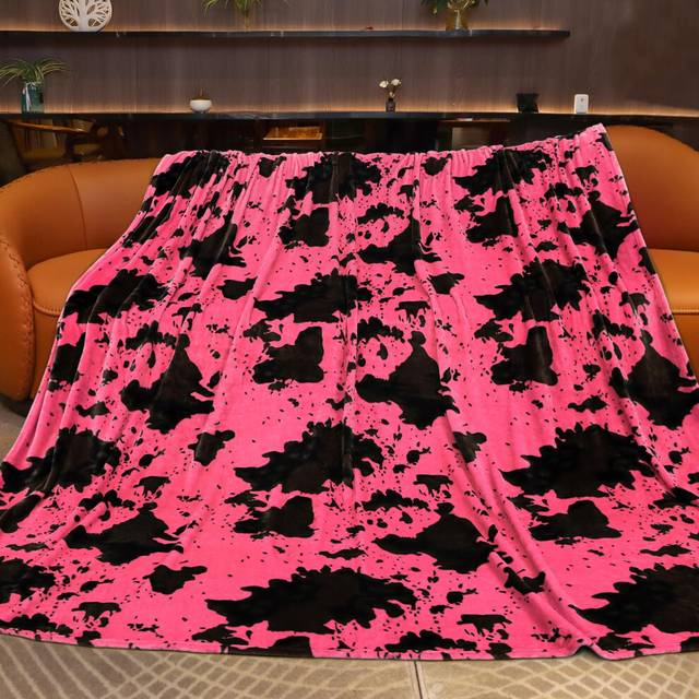 Soft Blankets King Size Pink Cow Print Throw Blanket Warm Fleece King Bed Blanket Throw Lightweight Fuzzy Blanket for Bedroom