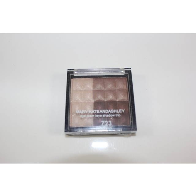 Mary-Kate and Ashley Eye Glam Eye Shadow Trio - Luxurious #723