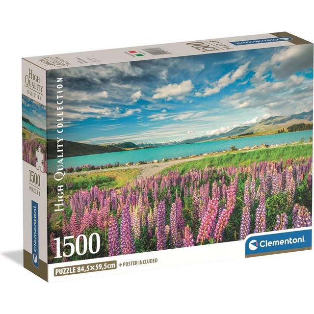 Lupin at Lake Tekapo