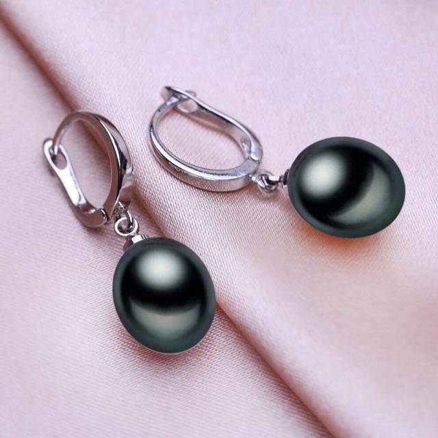 (black) Seniko 8-9mm Natural Freshwater Pearl Earrings Geometry Design Fashion Earrings For Women Clip Earrings Girl Gift
