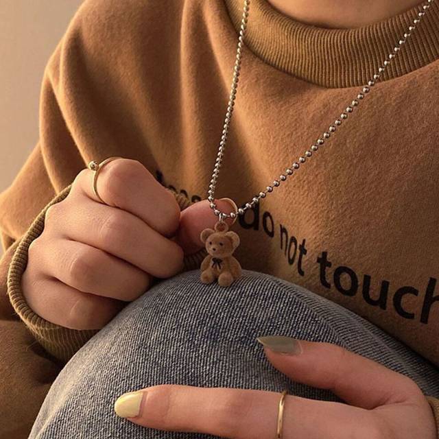 (AY 55686) Fashion Tulip Drop Pendant Necklace for Women Luxury Shiny Zircon Accessory Clavicle Chain Necklace