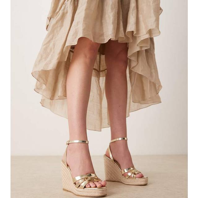 Glamorous Wide Fit – Guldfärgade espadrillos med kilklackar