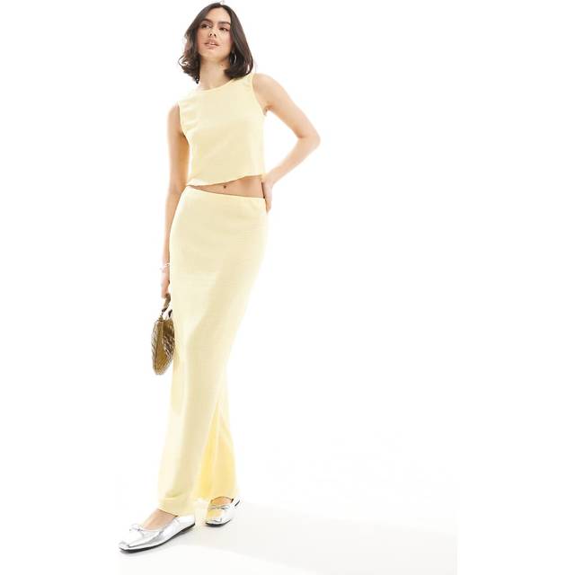 Vero Moda – Ljusgul, strukturerad maxikjol, del av set