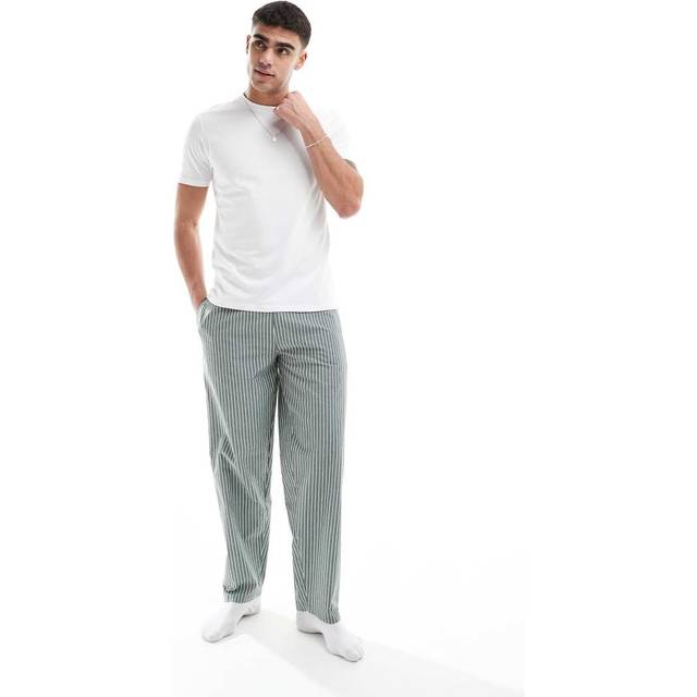 New Look Men's White Regular T-Shirt and Trousers Pyjamas Set - XXL