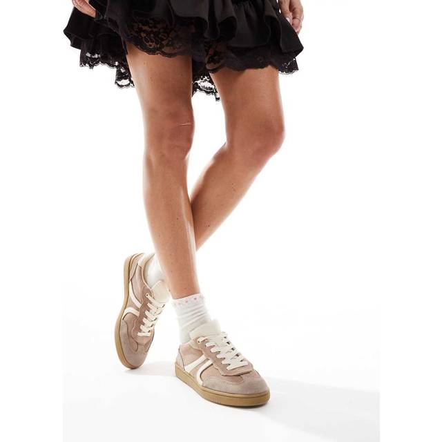 Stradivarius – Beige sneakers i läder med gummisula-Naturlig
