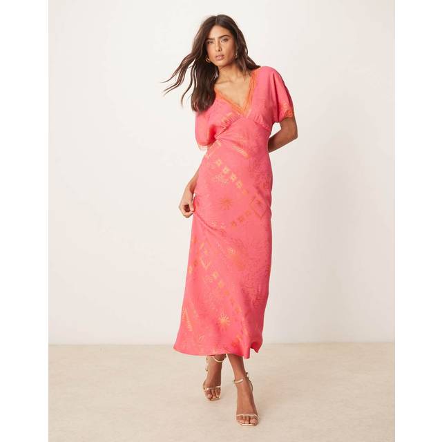Women's Safari Thea Maxi Dress in Pink, Size 10 by Never Fully Dressed