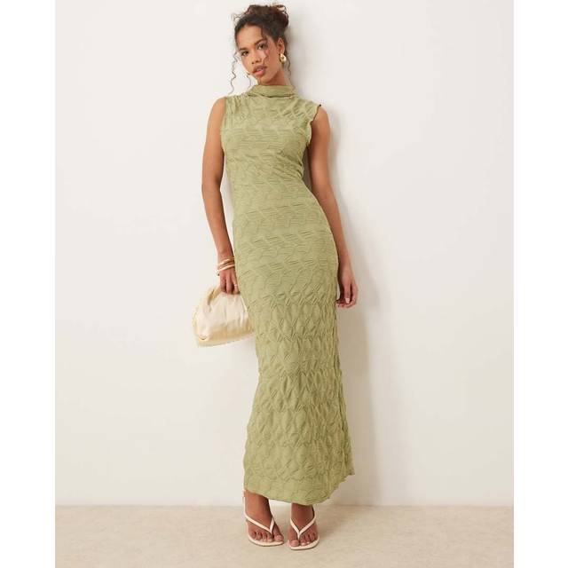 Vireja Sleeveless Maxi Dress