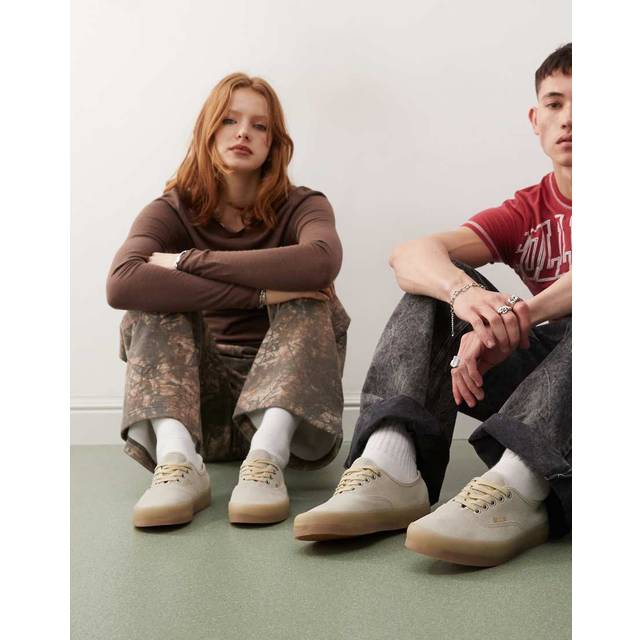 Vans Authentic – Beige sneakers i mocka med sula i crepe-Naturlig