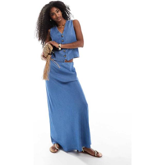 Only Chigo Charis Skirt - M, MEDBLUDE