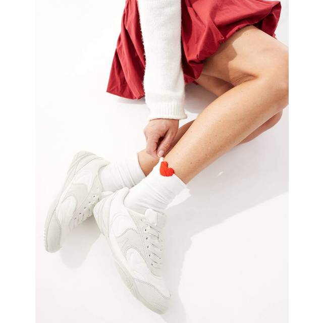 Bershka – Vita sneakers i mockaimitation-Vit/a