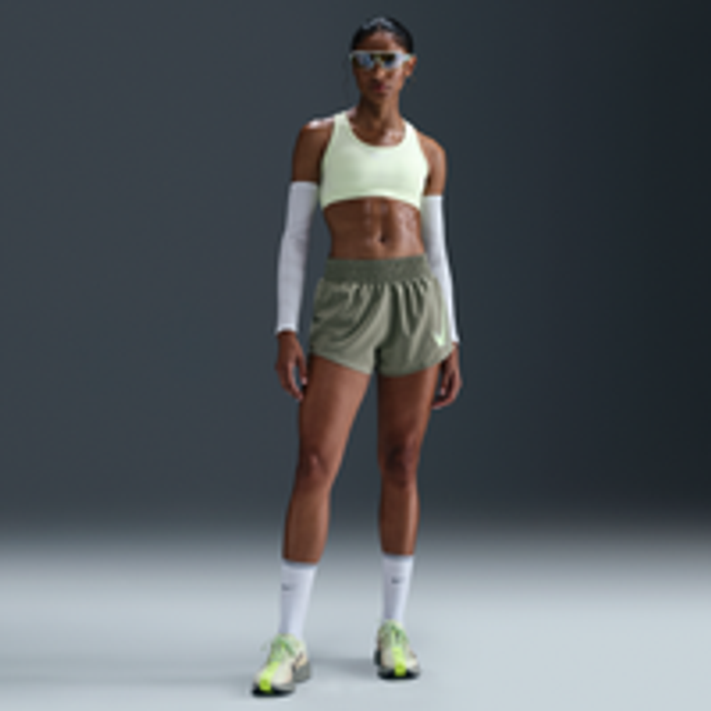 Nike Womens One Swoosh Mid-Rise Short - Green - Size S