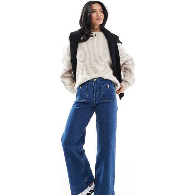 Stradivarius Petite – D77 – Jeans i mörk tvätt med raka ben och knappdetaljer-Blå