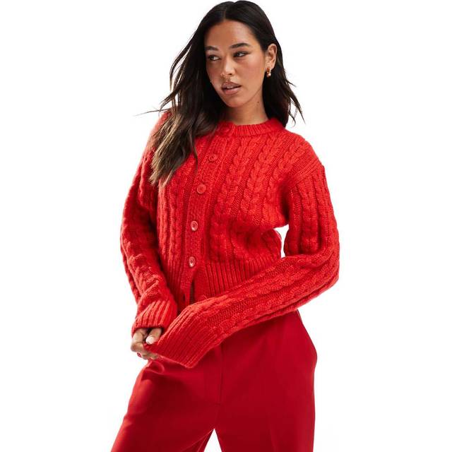 ASOS DESIGN – Röd, kabelstickad, grov kofta med rund halsringning