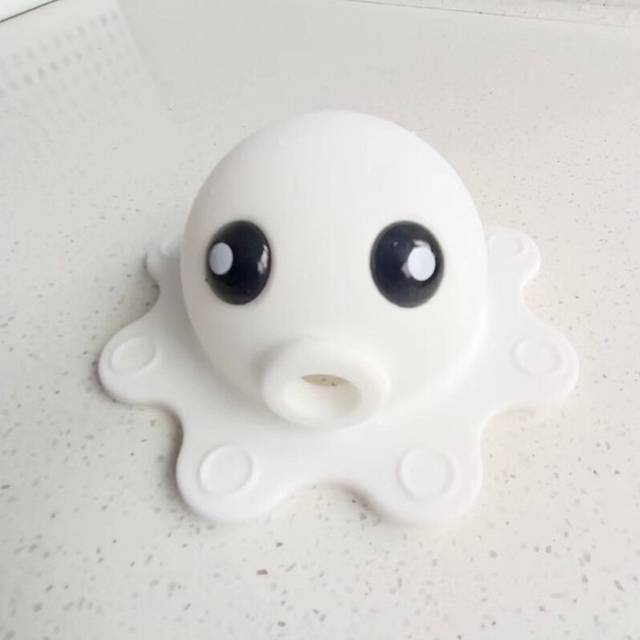 (White) Silicone Bath Tub Overflow Drain Cover Suction Cups Octopus Bathtub Stoppers