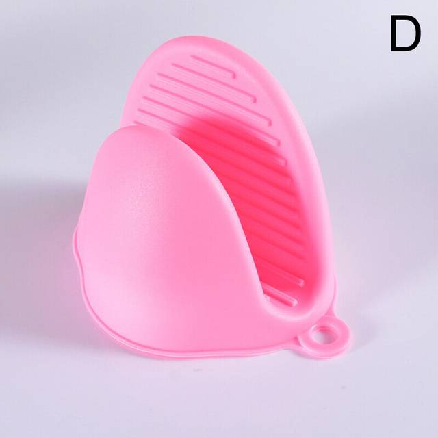 (D) Kitchen Silicone Heat Resistant Gloves Clips Non Stick Anti-Slip Pot Dish Bowl Holder Clip Cooking Baking Oven Mitts Hand Clip