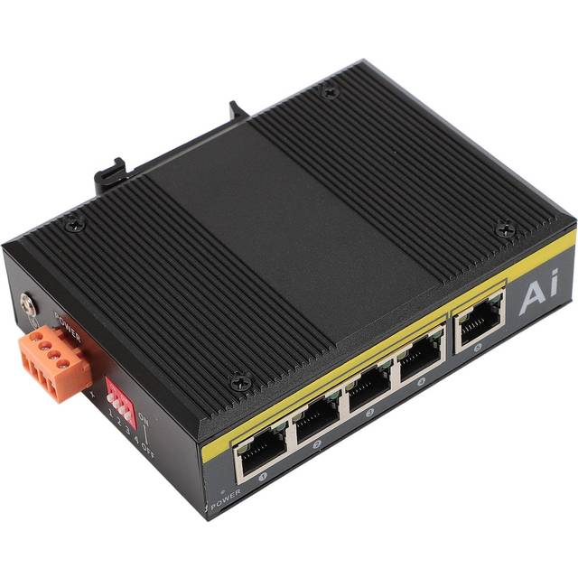 5 Port Industrial Ethernet Switch Wide Operating Temperature 10 Mbps 100Mbps Din Rail Mount POE