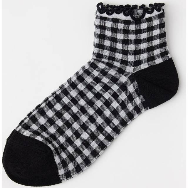 High ankle socks