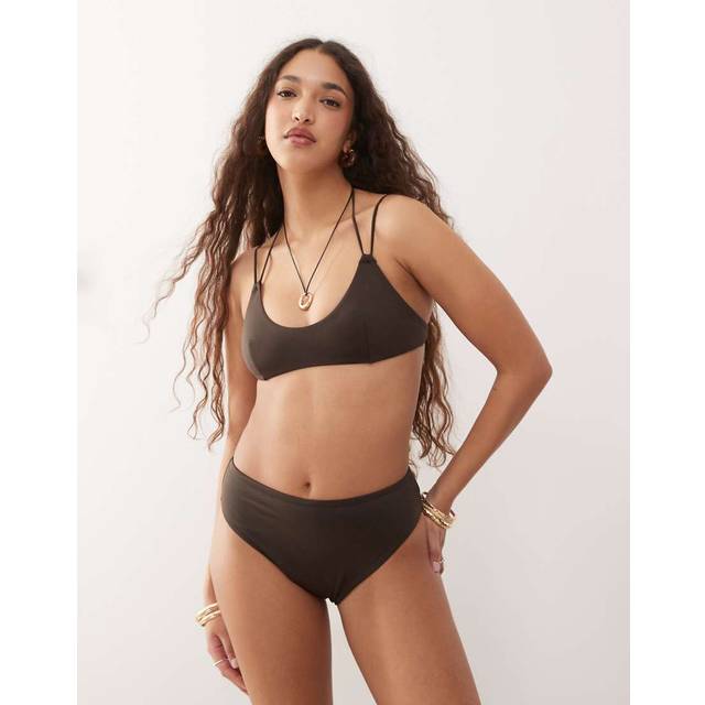 Weekday – Mörkbrun bikiniunderdel i brazilian-modell med hög midja