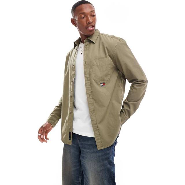 Tommy Jeans – Kakifärgad, tvättad skjorta i twill-Grön/a