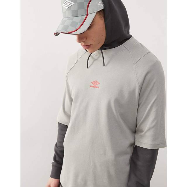 Umbro – Grå, tvättad t-shirt med hög ringning och boxig passform-Grå/a