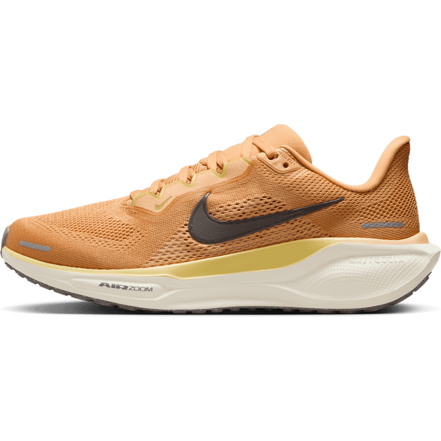 Women's running shoes Nike Pegasus 41 - Orange
