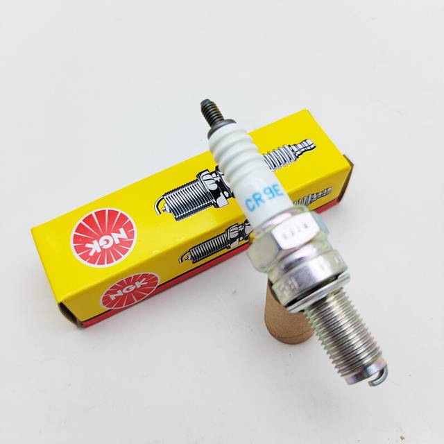 (CR9E 1pcs) 1pcs Original Motorcycle NGK Spark Plug For CB400 GW250 Hornet FZR XJR Bandit ZRX