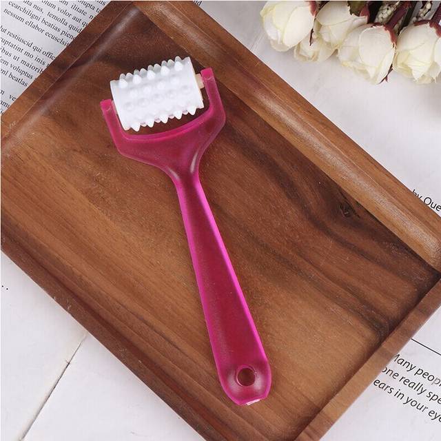 (a-Red) 1PC Roller Face-lift Massager Face Shaper Relaxation Mini Finger Massager Bueaty Body Slimmer Tool Beauty Tools 4 Colors