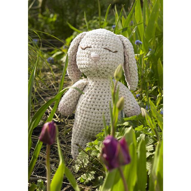 James brett flutterby chunky crochet pattern beatrice bunny animal toy jb932