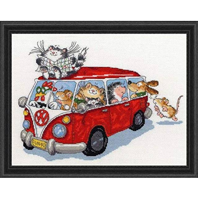Bothy threads counted cross stitch kit "are we there yet?", 36x28cm, xms1