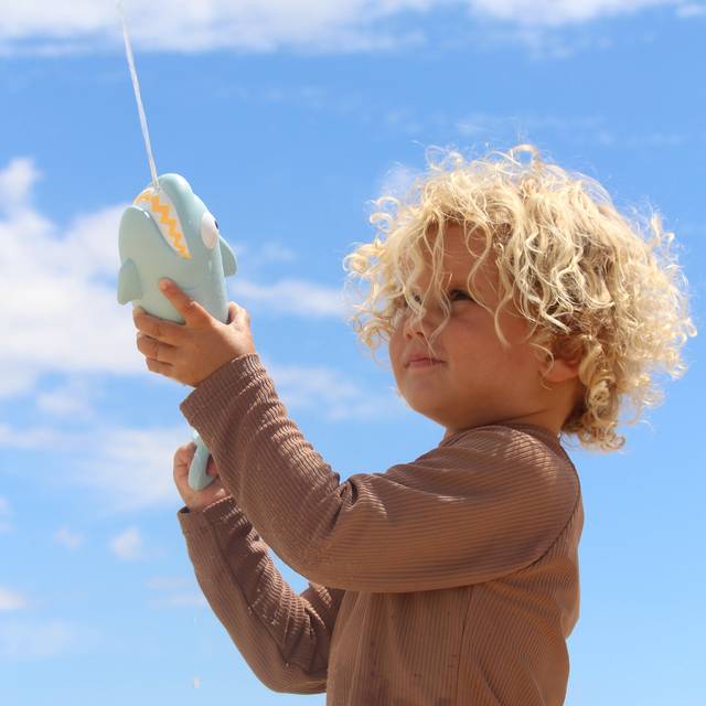 SunnyLife Vattensprutare Shark - Pastel Blue - SunnyLife - One Size - Badleksaker