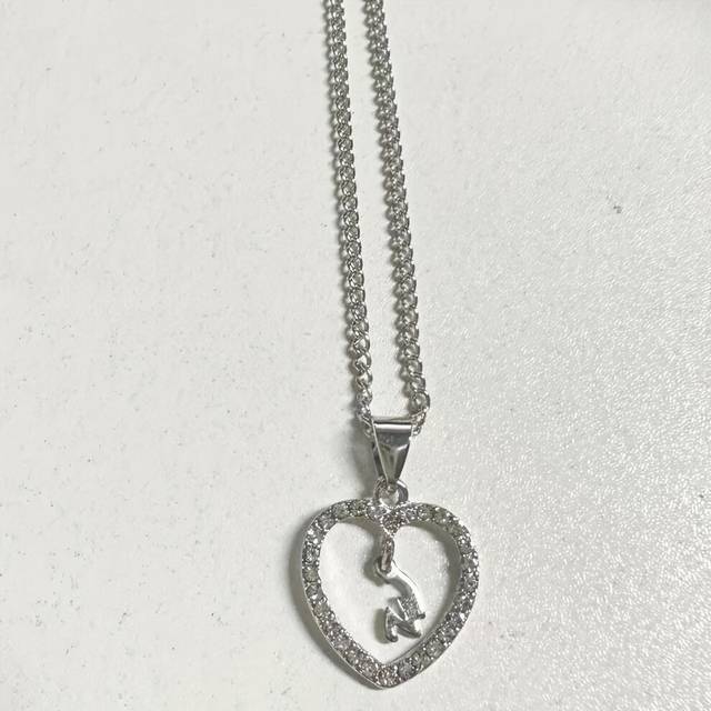 (W) Bohemian Style Heart-shaped Letter Pendant Necklace