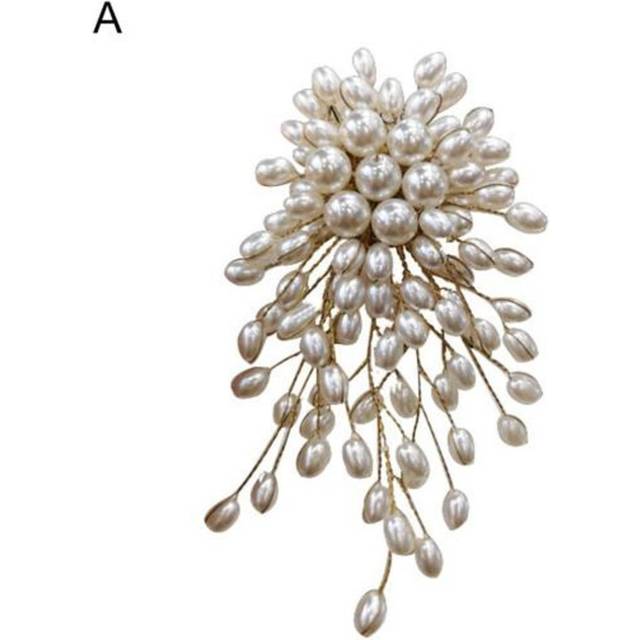 (white, A) Small Delicate Brooch Pin Beautiful Luxury Faux Pearls Decor Lapel Badge - White