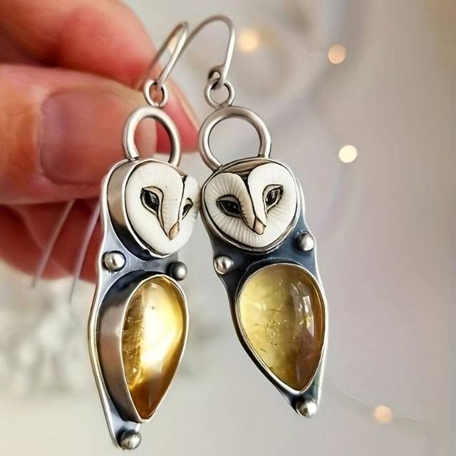 (gold) Vintage Owl Design Synthetic Gems Inlaid Dangle Earrings Bohemian Party Style Alloy Jewelry Creative Female