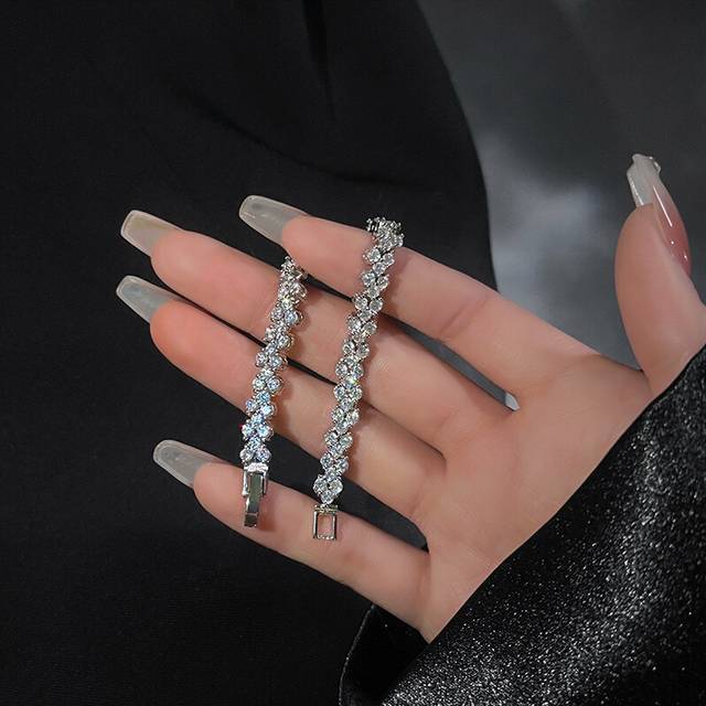(02) Luxury Roman Rhinestone Bracelet for Women Crystal Zircon Chain Bracelets