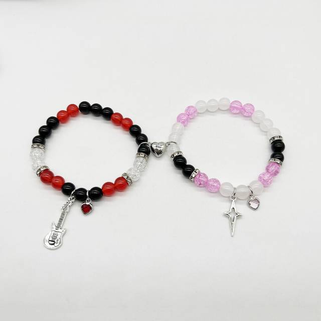 (4) 2Pcs Halloween Spider Bracelet For Women Men Magnetic Heart Couple Personality Bangles