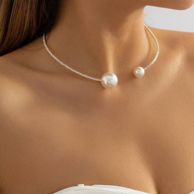 (as the picture, 1) Vintage Irregular Open Collar Necklace