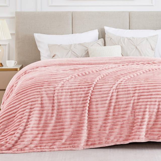 BEDELITE Full Size Throw Blanket for Bed - 300GSM Soft & Warm Fluffy Pink Blanket  Decorative and Giftable Striped Blankets for Women  Men  84x90