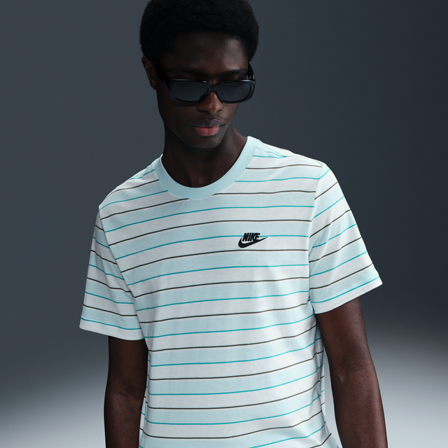 Nike Stripe T-Shirt - White - Mens