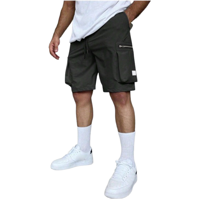 SHEIN Men Solid Color Simple Casual Cargo Shorts With Pockets For Daily Wear