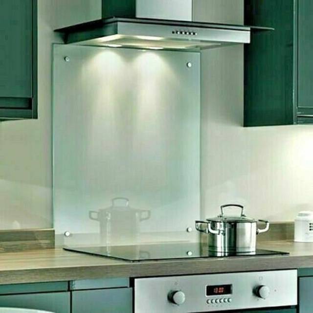 6mm Clear Glass Splashback for Kitchen Pre-Drilled Holes with Fixings - Clear / 60x70cm - White