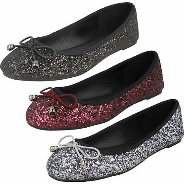 Ladies spot on glitter 'ballerinas'