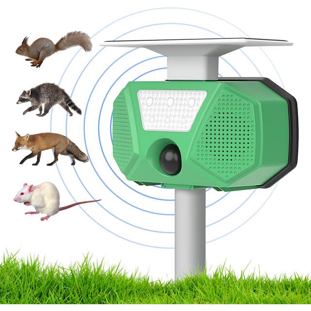 Solar Mole Repellent Ultrasonic Outdoor Pest Bird Squirrel Animal Repeller IP66 Waterproof 110 degrees  PIR green