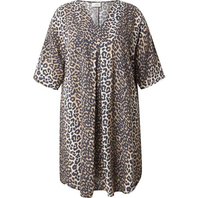 Carnova Short Dress