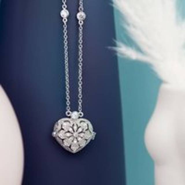 John Greed Portrait Lockets Silver Vintage Style CZ Heart Locket Necklace For Women - silver