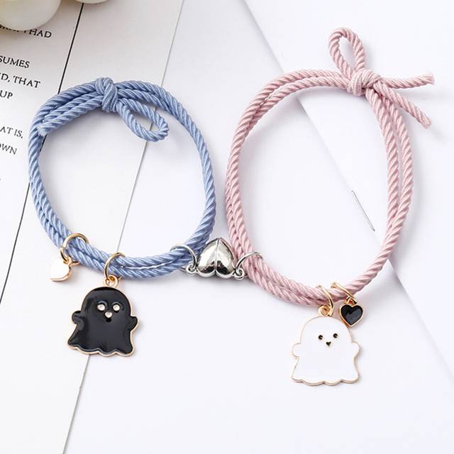 (A8) 2Pcs Halloween Spider Bracelet For Women Men Magnetic Heart Couple Personality Bangles